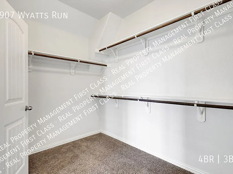 8907 Wyatts Run — Photo 18