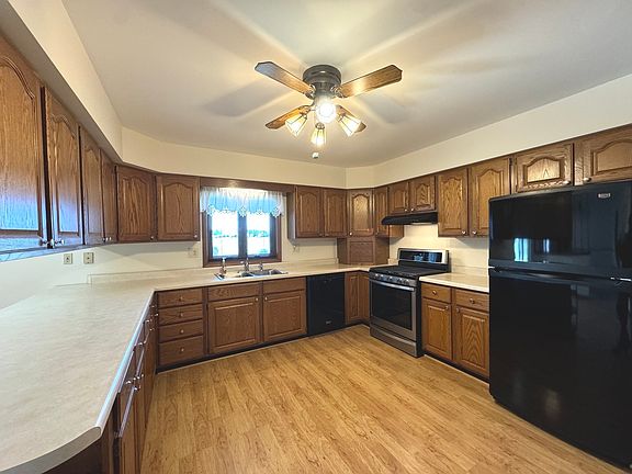 5th image of 567 Independence Dr