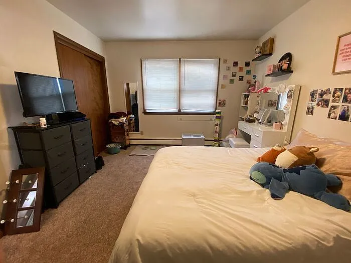 614 E Jefferson St #10 — Photo 8
