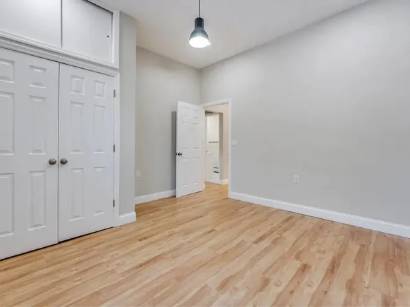 3302 Palisade Avenue image 14 of 22