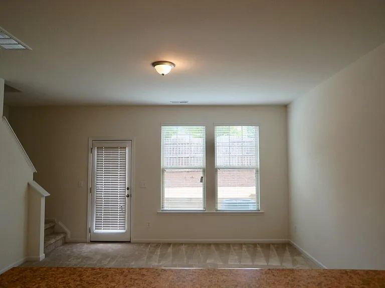 3015 Bluegrove Rd — Photo 10