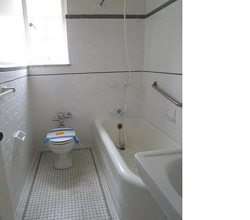 4th image of 612 W Franklin St #6D1