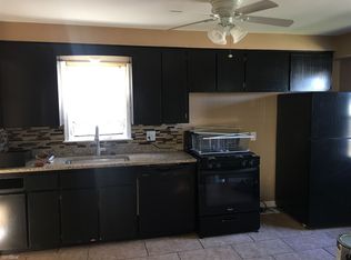 19380 Martin Rd, Roseville, MI 48066