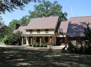 50 Parker Dr, Fulton, MS 38843