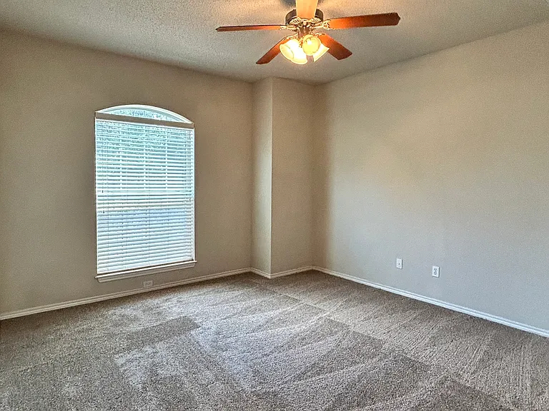 2108 Main St #5 — Photo 14