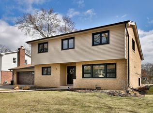 319 S Donald Ave, Arlington Heights, IL 60004