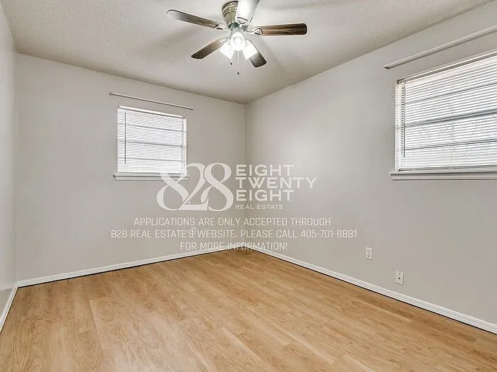 9717 NE 4th St — Photo 31