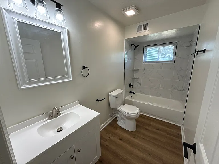 5921 Norton St — Photo 8