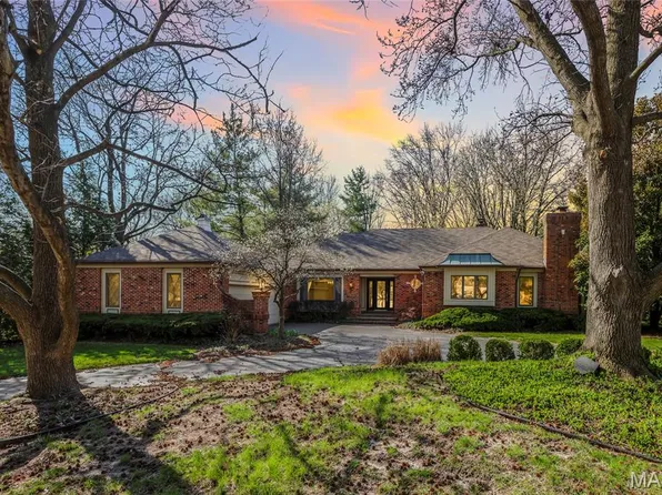 13290 Tall Pine Ct, Chesterfield, MO 63017