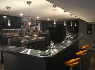 7315 W 157th Ter, Overland Park, KS 66223