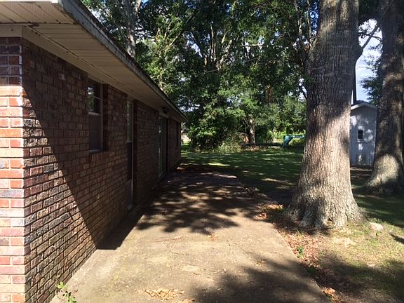 5th image of 603 Eaton Dr