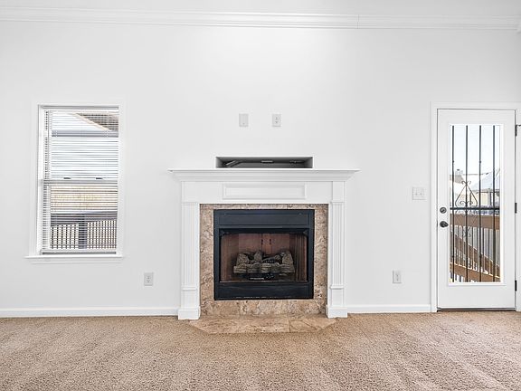 4th image of 3329 Wiser Dr