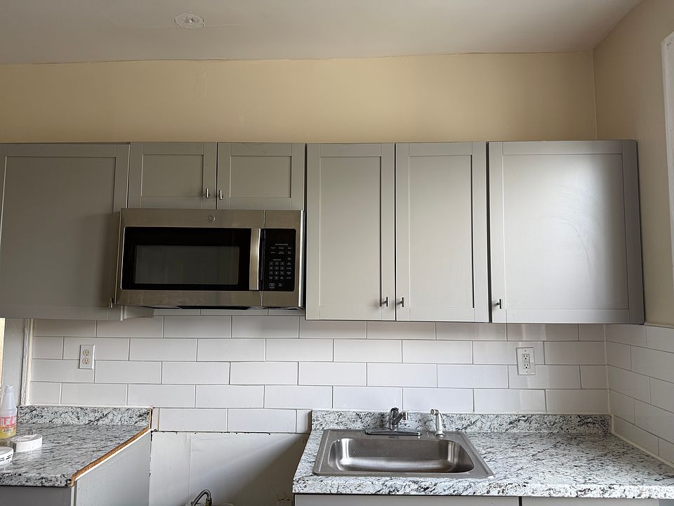 1st image of 160 Norman Rd #2-L