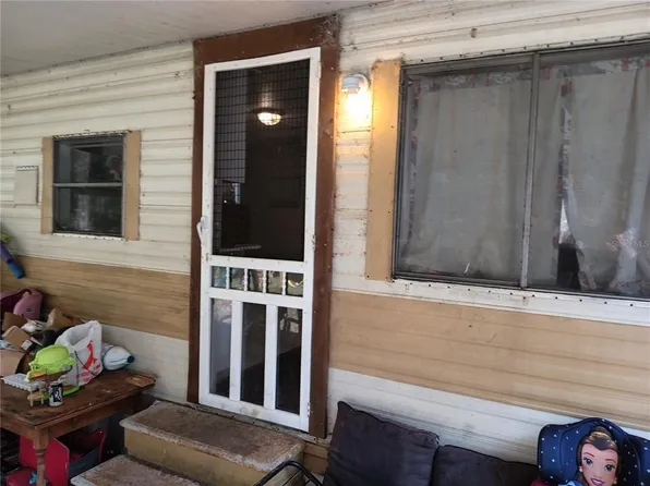 187 NE 168th Ct, Silver Springs, FL 34488