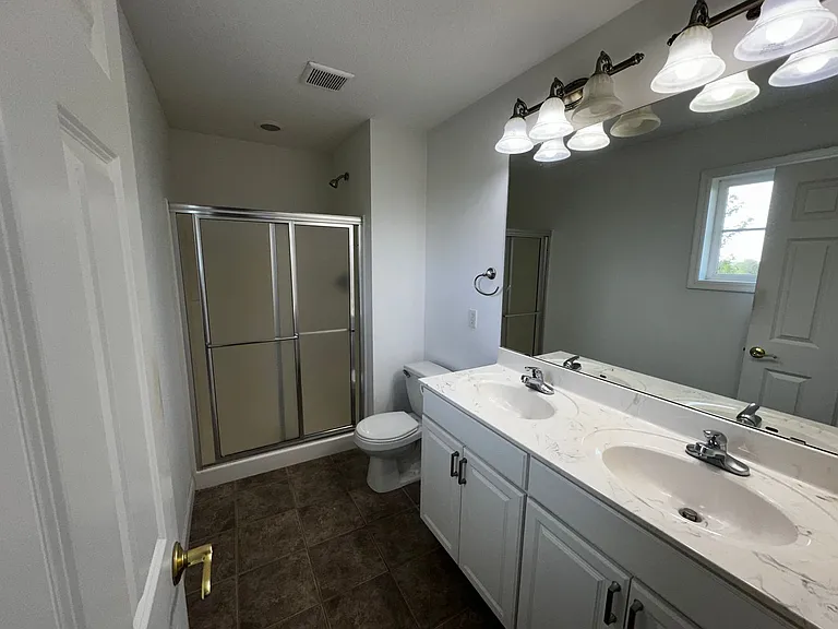 5793 Mount Curve Blvd — Photo 13