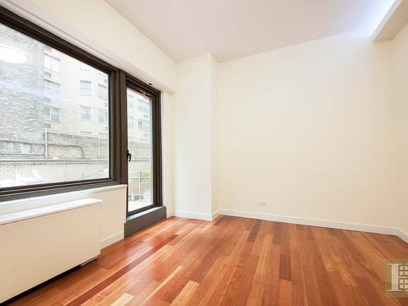 3rd image of 35 E 38th St APT 1b