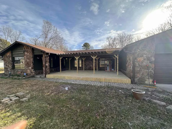 102 Byron St, Beebe, AR 72012