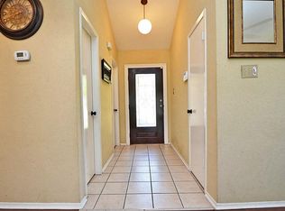 5011 Kleinway Dr, Houston, TX 77066