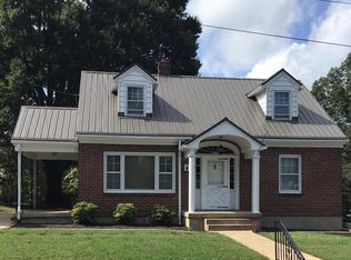 215 N Raleigh Ct, Danville, VA 24540