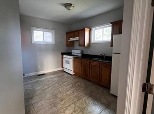 47 Saint Joseph St APT 1S, Fall River, MA 02723