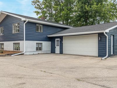 3722 N Casaloma Dr, Appleton, WI, 54913