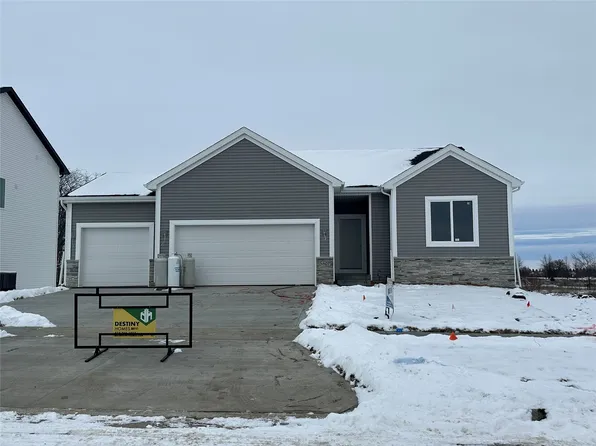 5807 Westfield Dr, Ames, IA 50014