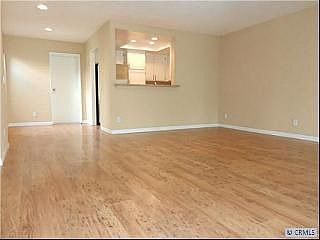 1st image of 52 Bramble Ln #128