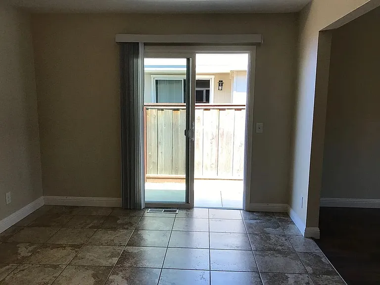 528 Joaquin Dr #528 — Photo 5