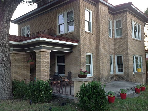 2nd image of 410 W Concho Ave