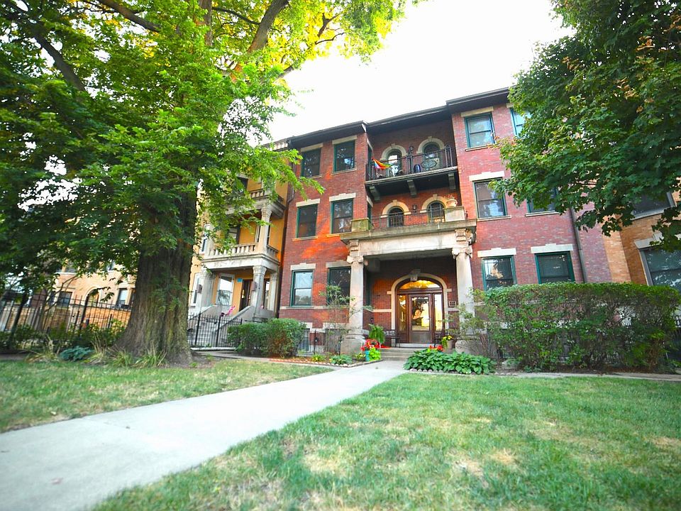 1st image of 4332 N Sheridan Rd APT 1R