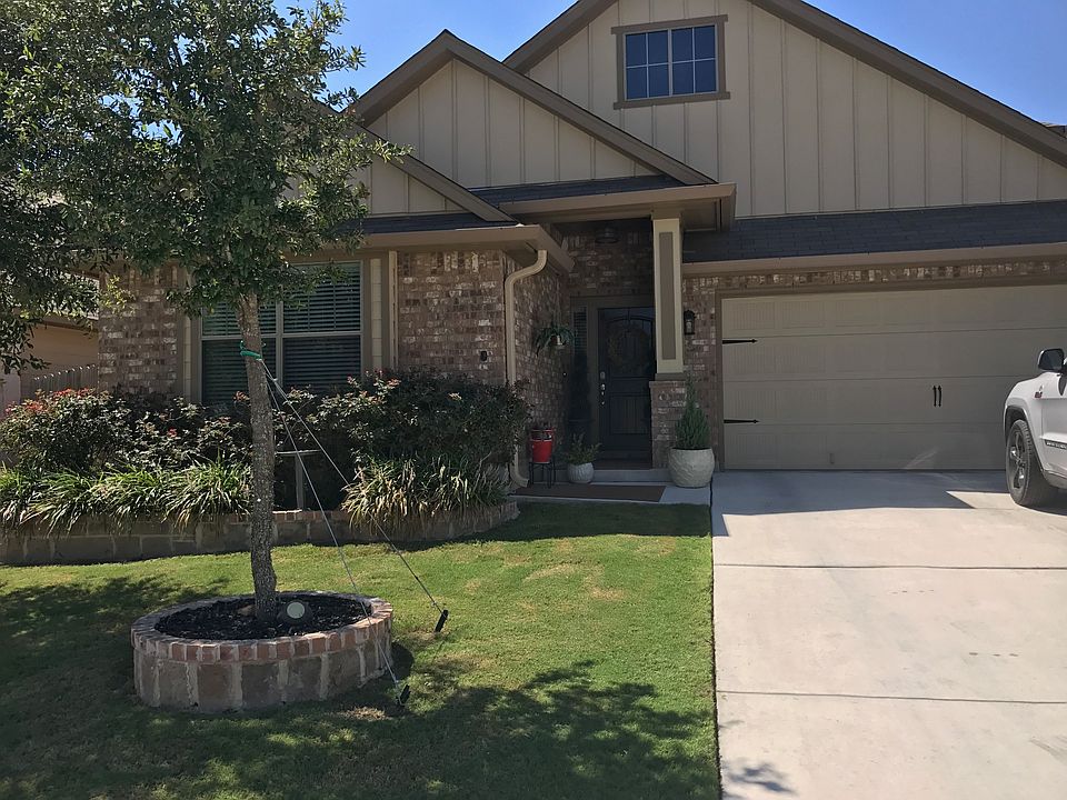 1st image of 228 Highland Pl