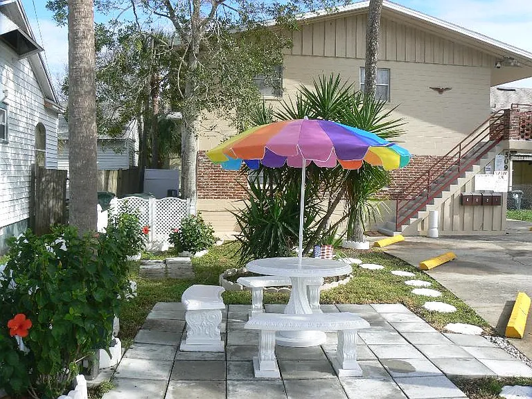 509 S Grandview Ave #1 — Photo 38