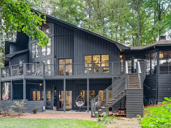 676 Stillmont Circle, Cashiers, NC 28717