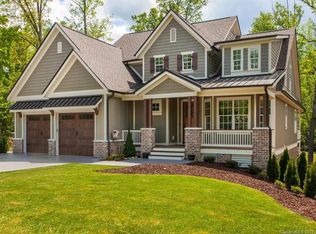 1001 Coves Pheasant Ct, Biltmore Lake, NC 28715