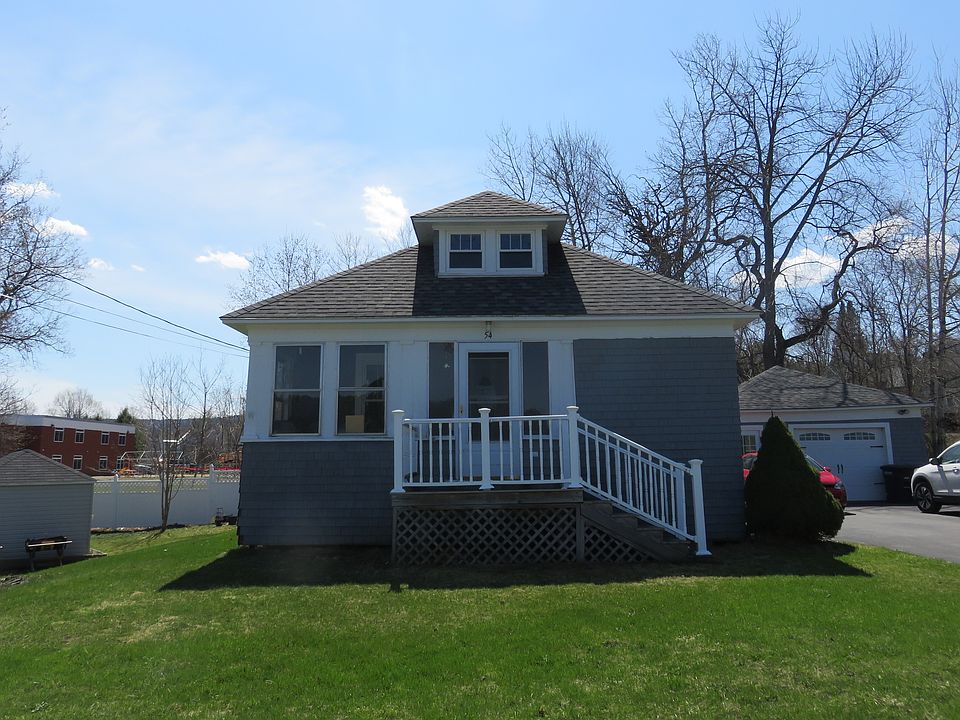 2nd image of 54 Flanders St
