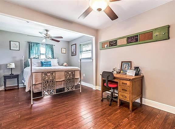 5th image of 2905 Decomine Dr