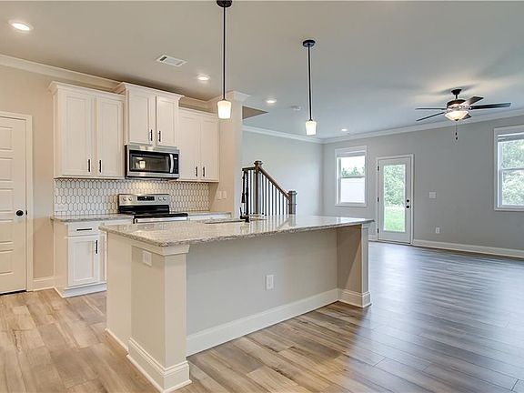 3rd image of 4513 Cypress Park Dr