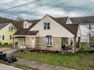 502 Cherry St, Saint Marys, WV 26170