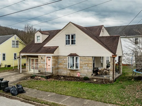 502 Cherry St, Saint Marys, WV 26170