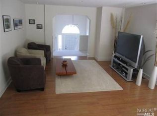 1124 Highland Dr, Novato, CA 94949