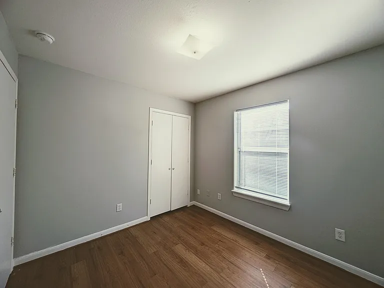 138 S Bend Ct #A — Photo 8