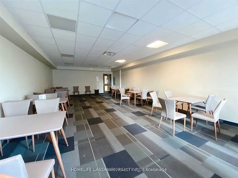 158 King St N #2201 — Photo 22