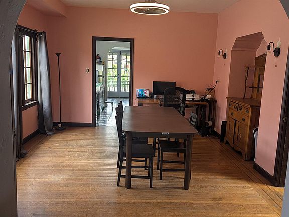 5th image of 446 37th St