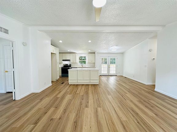 4th image of 16474 Spring Rain Ct