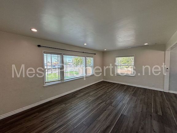 4th image of 6056 Walnut Ave