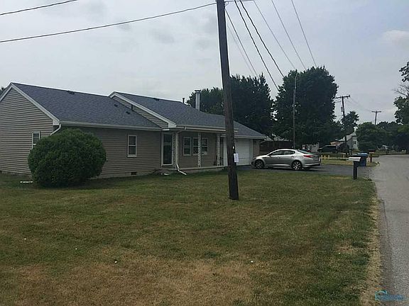 2nd image of 29920 Hille Dr