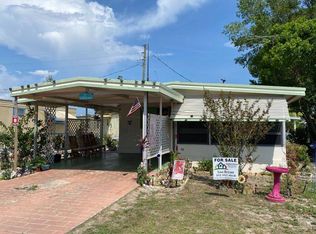 95 Gardenia Ave, Mount Dora, FL 32757