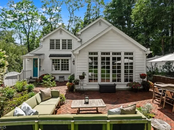 36 E Main St, Mendham Twp., NJ 07960