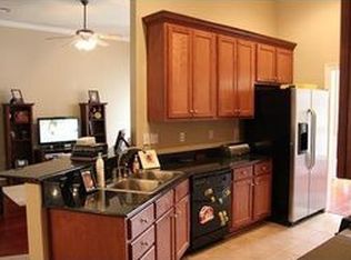 2412 Cours Carson St, Mandeville, LA 70448
