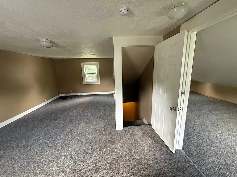 1617 Shirley Ave — Photo 10